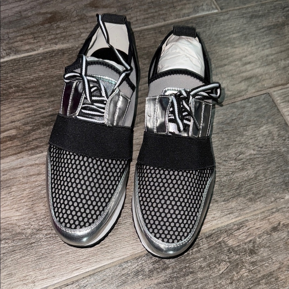 Stylish Black and Silver Women Shoes 7.5